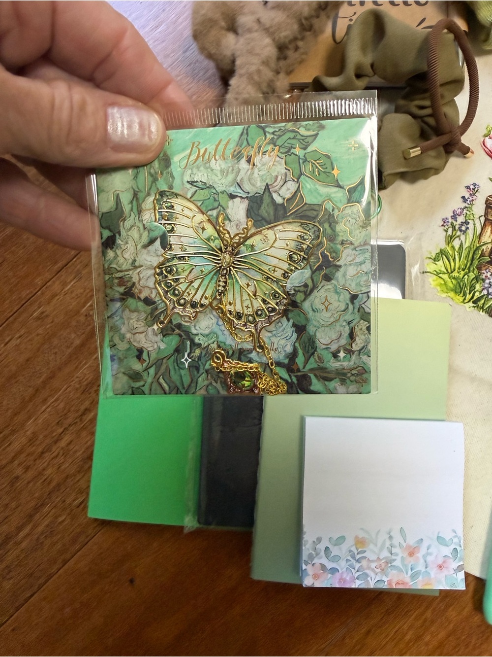 Green and Brown Bookish Bundle with Canvas Tote, Wallet, &  stationery supplies - Picture 3 of 8